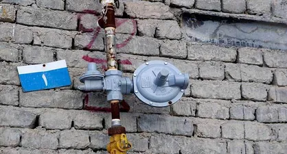 دریافت سیلندر گاز یارانه&zwnj;ای توسط شهروندان بوشهری