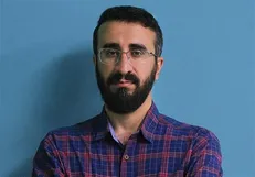 نگاه انقلابی را با نگاه ایدئولوژی‌زده خلط نکنید