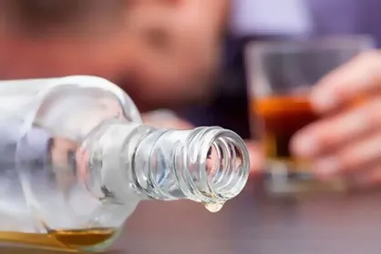 هفت فوتی؛ آمار جان&zwnj;باختگان مصرف الکل تقلبی در گیلان افزایش یافت