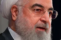 روحانی: وقتی می‌گویم واکسن نزده‌ام برخی می‌خندند / هیچ مسئول سطح بالا خارج از قانون واکسن نزده است