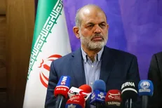 موضوع مسمومیت دانش‌آموزان با جدیت در حال پیگیری است / طراحان جنگ ترکیبی دنبال تعطیلی مدارس هستند