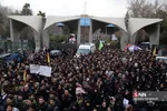 تجمع دانشجویان در دانشگاه تهران