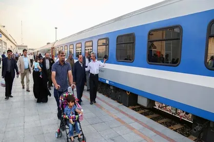 آغاز فروش بلیت قطار&zwnj;های تیرماه با ۲۰ درصد افزایش/ بلیت تهران-مشهد از ۹۹ هزار تومان +نرخ&zwnj;ها