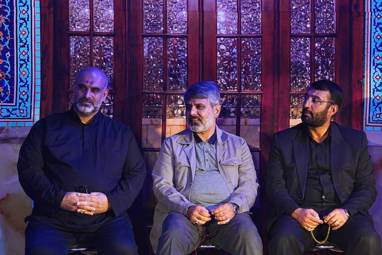 توکلیزاده: خون رهبر شهید، نقابها را از چهره دشمن برداشت/ شهادت، شیعیان را قویتر کرده است توکلیزاده: خون رهبر شهید، نقابها را از چهره دشمن برداشت/ شهادت، شیعیان را قویتر کرده است