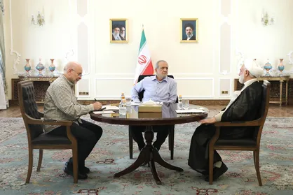 نشست مشترک سران قوا به میزبانی رئیس جمهور