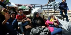بازگشت ۱۳۰۰ آواره سوری به کشورشان از اردن و لبنان