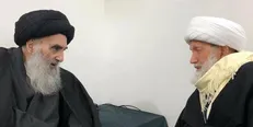 دیدار آیت‌الله سیستانی و آیت‌الله شیخ عیسی قاسم در نجف اشرف