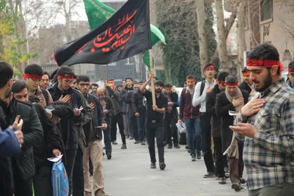 برپایی دسته عزاداری فاطمیه در دانشگاه تربیت مدرس