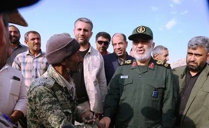 سرلشکر سلامی: منازلی بهتر از گذشته برای زلزله&zwnj;زدگان می&zwnj;سازیم / حضور قرارگاه سازندگی خاتم&zwnj;الانبیا در مناطق زلزله&zwnj;زده