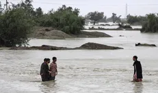 بسیج دانشجویی دانشگاه گرمسار مبلغی برای کمک به سیل‌زدگان سیستان و بلوچستان اختصاص داد