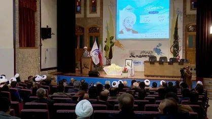 علامه جعفرى مصداق بارز علم توأم با عمل بود