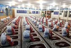 جهادگران دانشگاه جندى شاپور دزفول ٨٠ بسته مواد غذایى در مناطق محروم توزیع مى‌کنند