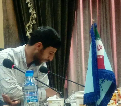 مسئولان به فکر اشتغال&zwnj;زایی برای جوانان شهرستان باشند/کابینه جدید خود گویای دولت پیر است!