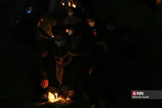 آیین شام غریبان در مقبره شهدا