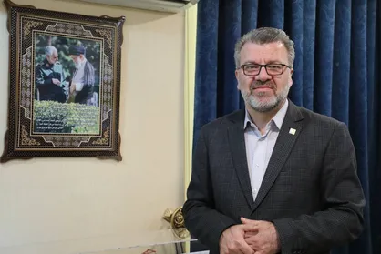 مترو تهران هم&zwnj;زمان با سالروز ولادت حضرت زهرا (س) برای بانوان رایگان شد