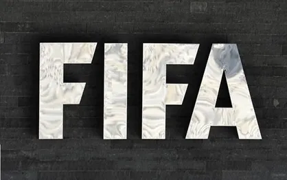 فیفا| آخرین دستورالعمل در خصوص جریمه پرتاب آب&zwnj;دهان اعلام شد!