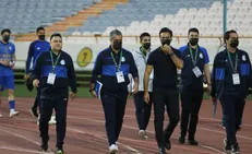 احتمال اضافه شدن یک مربی ایرانی به کادر فنی استقلال
