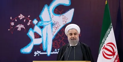 مراسم روز دانشجو با حضور روحانی در دانشگاه علوم پزشکی سمنان آغاز شد