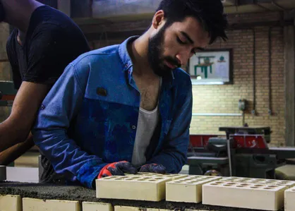 اعتراض دانشجویان فنی&zwnj;وحرفه&zwnj;ای به برگزاری دوره&zwnj;های کارورزی/ به جای مهارت&zwnj;آموزی از دانشجویان بیگاری می&zwnj;کشند + تصاویر