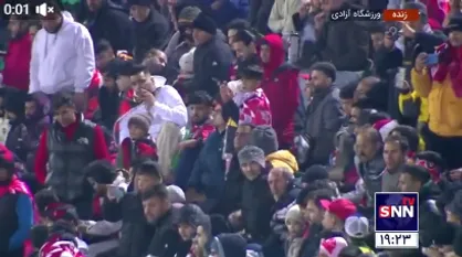 حال و هوای استادیوم آزادی دقایقی قبل از دیدار تیم&zwnj;های پرسپولیس و النصر در لیگ نخبگان آسیا+فیلم