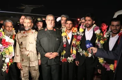 فیلم/ بازگشت مرزبانان ربوده شده در میرجاوه به وطن