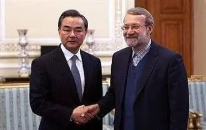 دیدار وزیر خارجه چین با لاریجانی