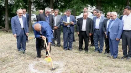 کلنگ احداث مرکز توسعه نوآوری و فناوری دانشگاه گیلان به زمین زده شد