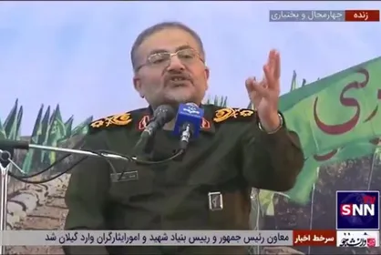 سردار سلیمانی: رضاخان بدون قید و شرط تسلیم نیرو&zwnj;های بیگانه شد/شهدا میهن&zwnj;پرستان اصلی تاریخ معاصر ما هستند+ فیلم