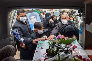استقبال از پیکر ۹ شهید دوران دفاع مقدس در شیراز