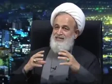 کشور از دو قطبی‌ها عبور کرده است، اما بعضی در این فضا مانده‌اند