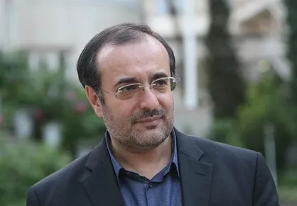 غضنفری: سعی کردیم تجربیات مقابله با تحریم را به دولت آقای روحانی منتقل کنیم اما توجهی نشد