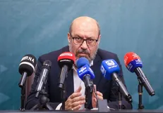 شهرداری تهران ساختمان‌های ناایمن بنیاد مستضعفان را اعلام کند