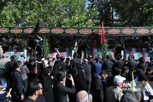 تشییع پیکر 135 شهید گمنام