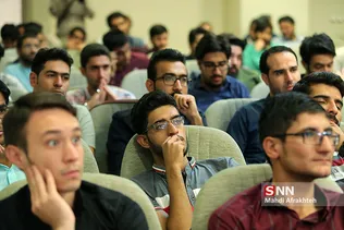 هفتمین دوره آموزشی شعر جوان کشور، «آفتاب‌گردان‌ها