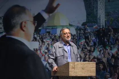زاکانی : حمایت از جلیلی بر همه ما فرض واجب است /فتح جبهه&zwnj;های مختلف هنر بچه&zwnj;های انقلاب است