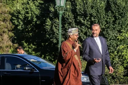 وزیر خارجه عمان امروز به تهران سفر می&zwnj;کند