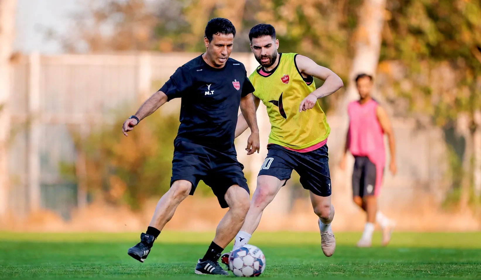 تقابل جالب سلمانی و تارتار در تمرین پرسپولیس