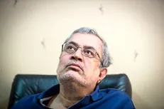 حجاریان: دولتمردان استعفا دهند