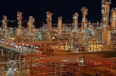 توسلی پور: ۷۰ درصد پالایشگاه فاز ۱۴ ساخت داخل است