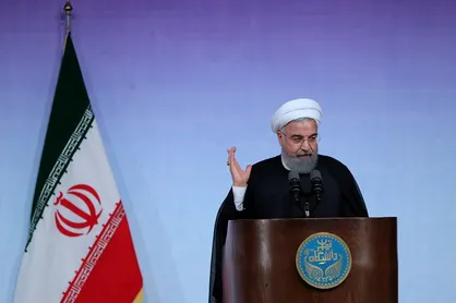 فیلم/ روحانی: از وضع دشوار زندگی مردم آگاهم، اما امید دارم!