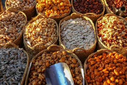 قیمت کدام اقلام خوراکی در دی ماه ارزان شد