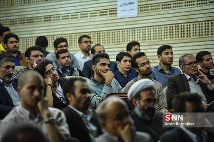 دانشجویان انقلابی صدای رسای مطالبات مردم باشند