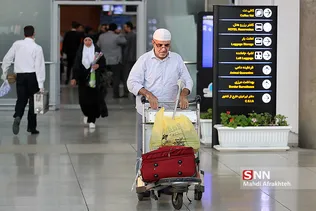 بازگشت اولین کاروان حجاج از سفر حج