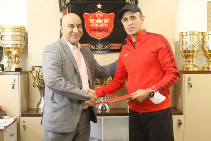 قرارداد یحیی گل محمدی با پرسپولیس تمدید شد