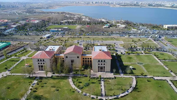 آموزش حضوری در دانشگاه محقق اردبیلی از چهارم مهر آغاز می‌شود