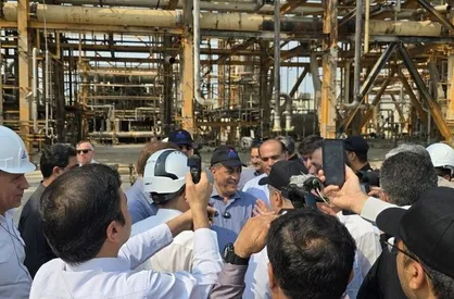 بازدید معاون اجرایی رئیس&zwnj;جمهور از مجتمع گاز پارس جنوبی