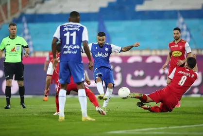 تساوی استقلال و پرسپولیس در دربی جذاب 99