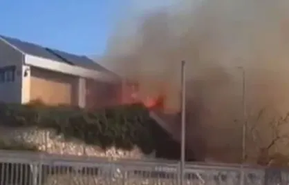 برخورد موشک&zwnj;های حزب الله به شهرک صهیونیستی شلومی در شمال فلسطین اشغالی