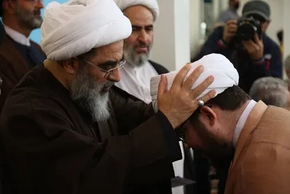 برگزاری آئین عمامه گذاری طلاب همزمان با عید مبعث صورت گرفت