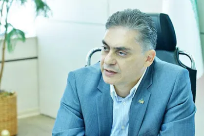 اشکال برخی صادرکنندگان به بسته بانک مرکزی/ واردات در مقابل صادرات نباید حذف می&zwnj;شد